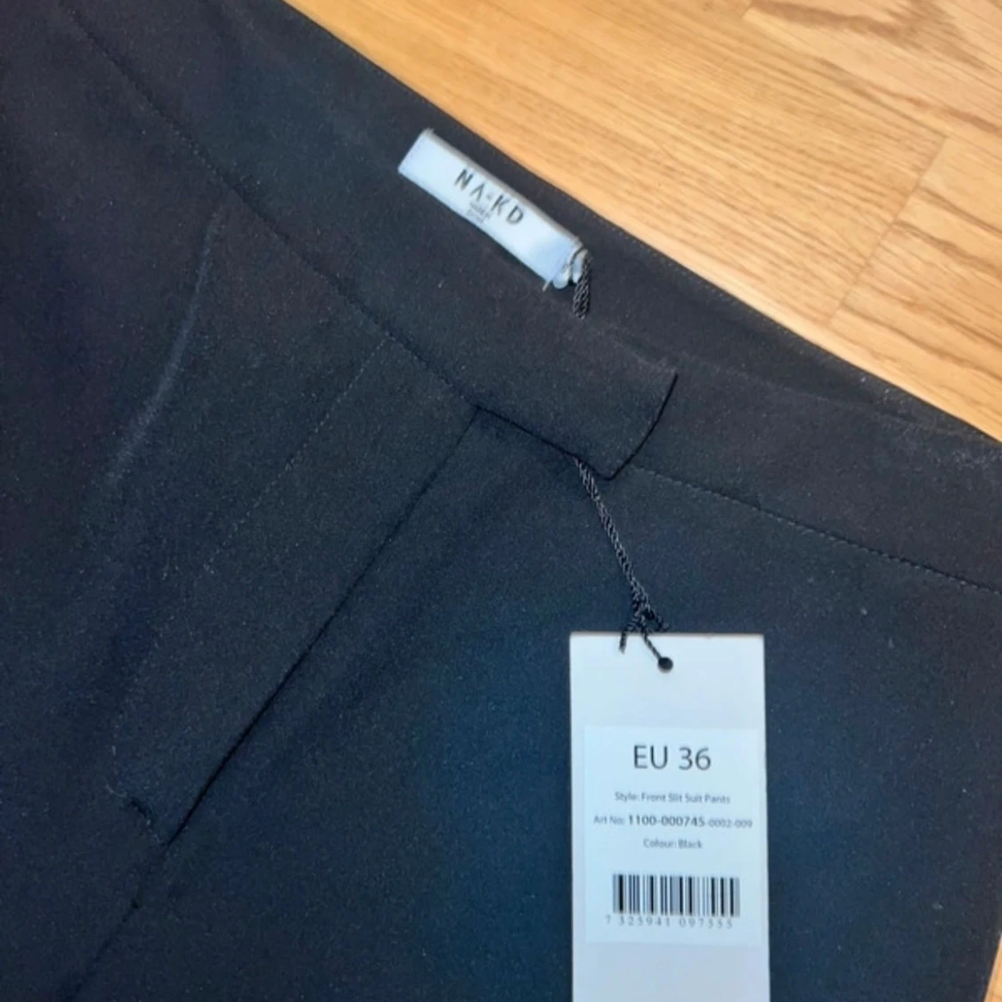 Svarta byxor från NA-KD - 3