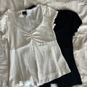 Toppar  - Två toppar från Gina🤍 50kr/st eller 90kr för båda