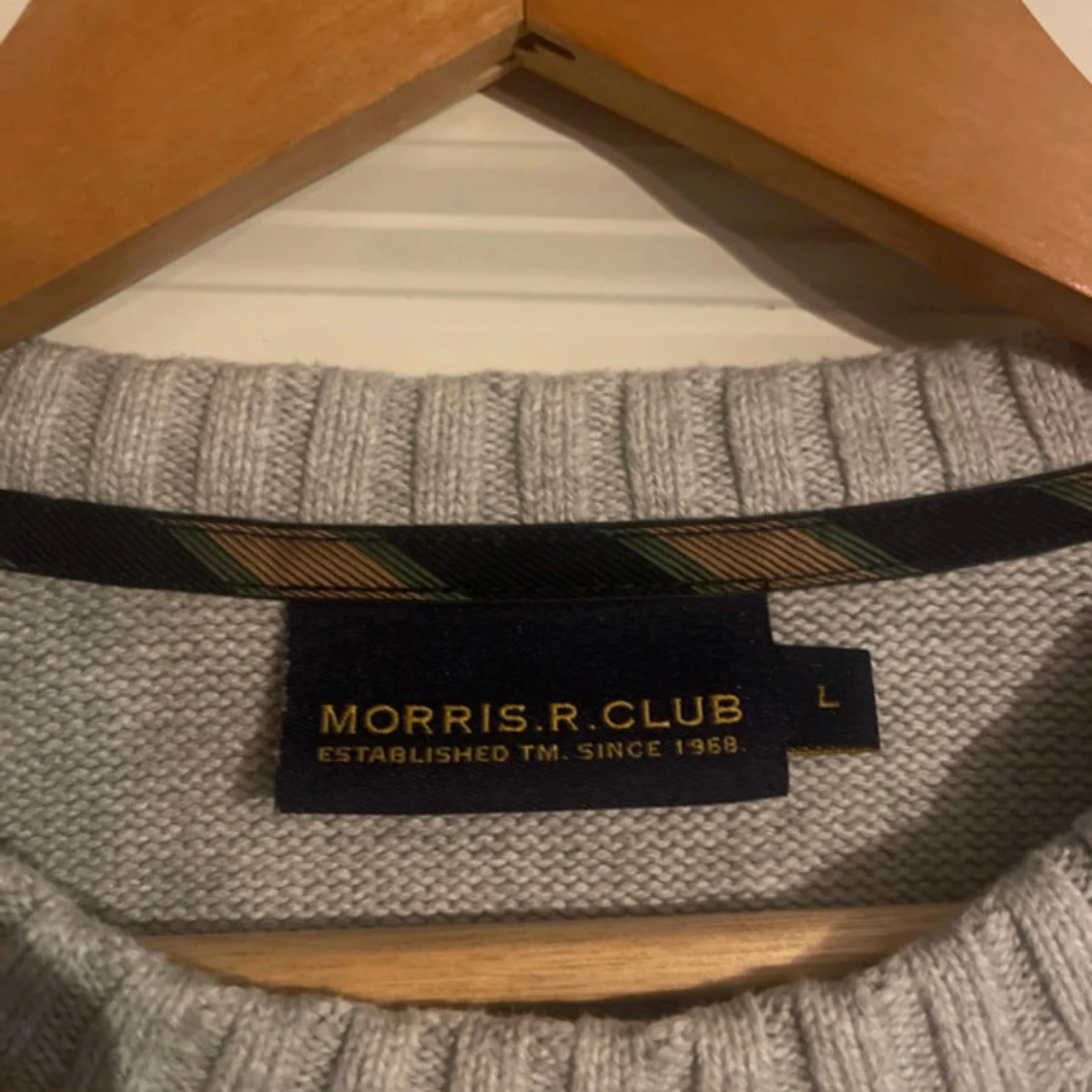 Grå tröja från Morris - 2