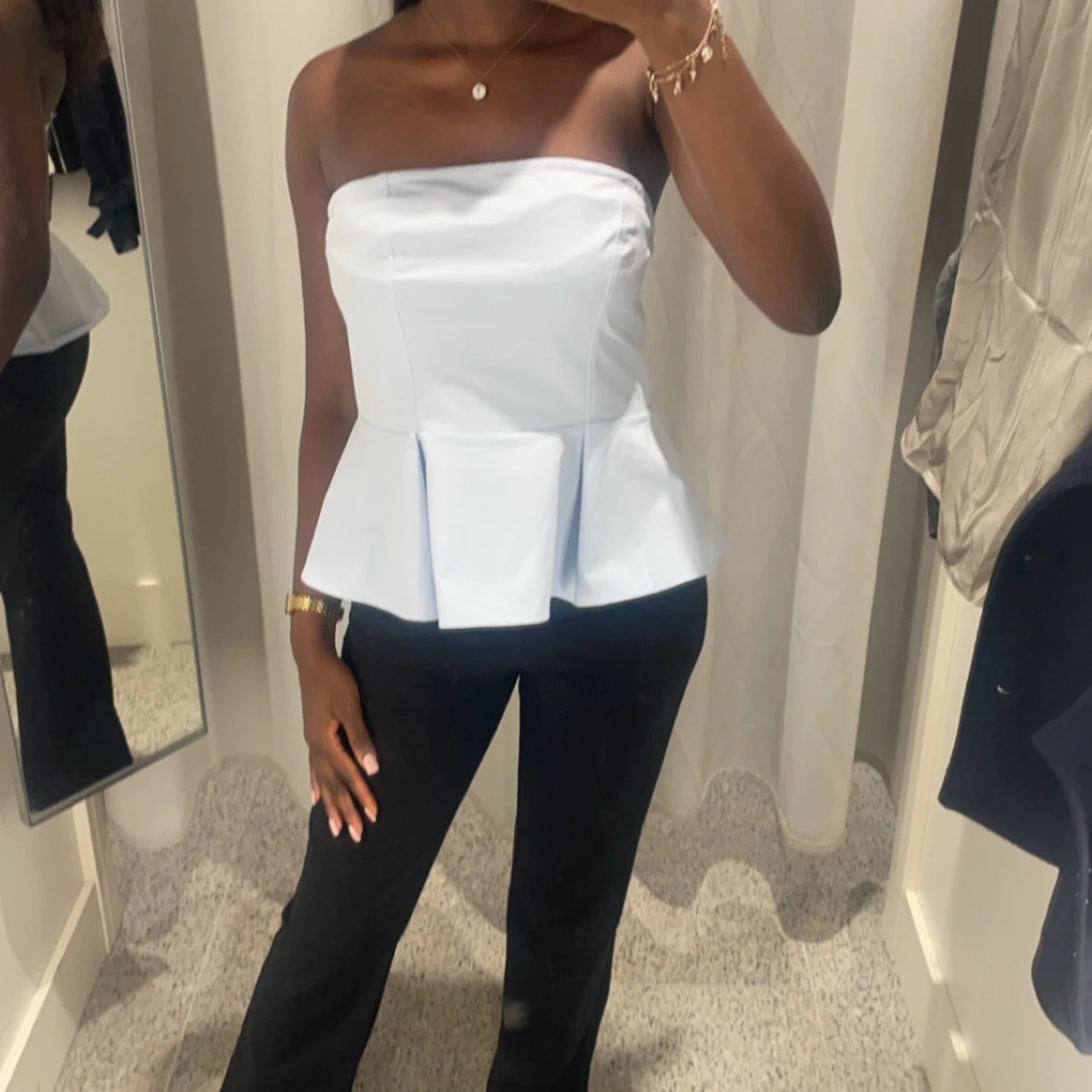 đđSuper fin ijus blĂ„ topp perfekt inför sommaren och festerđđ