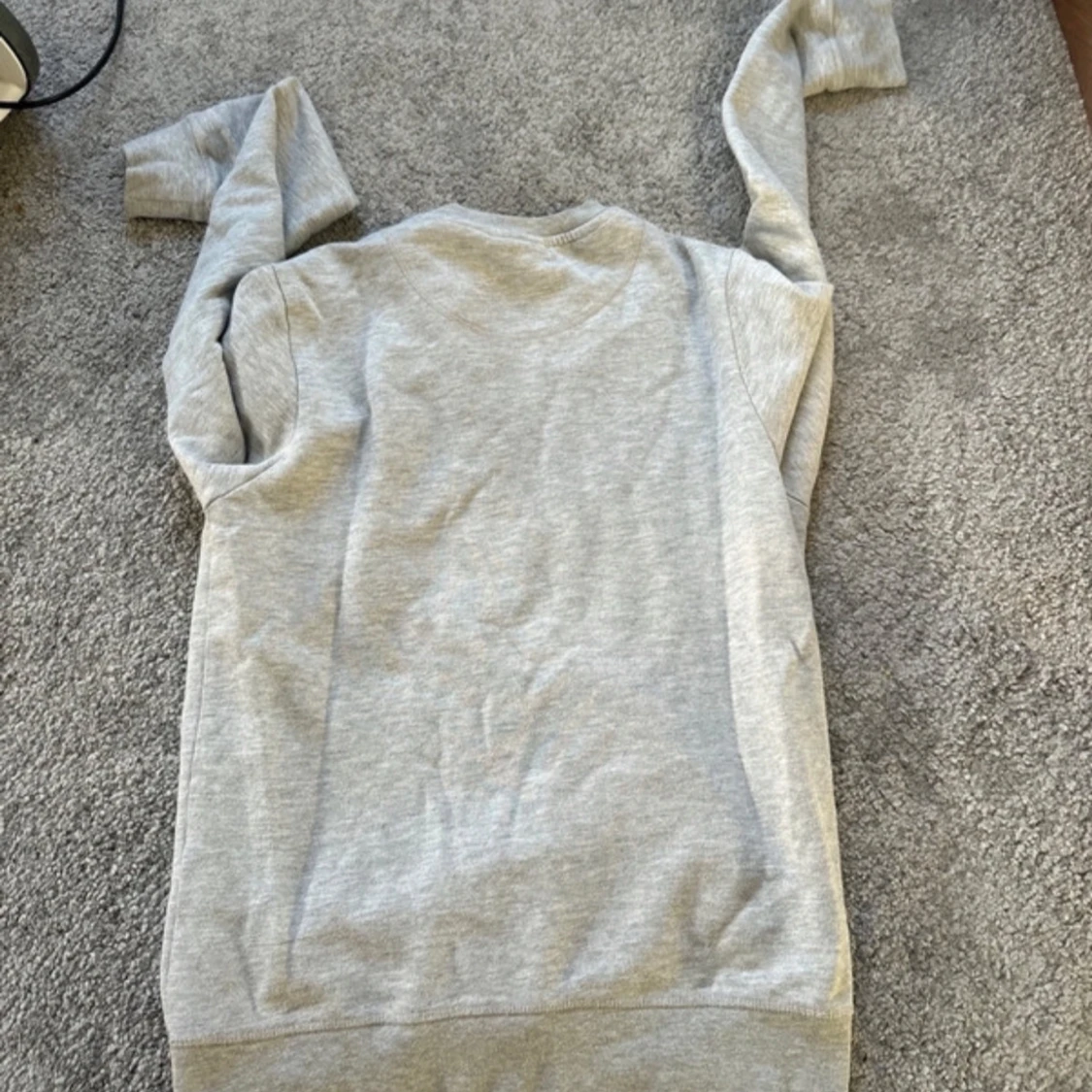 Grå sweatshirt från Helly Hansen - 1