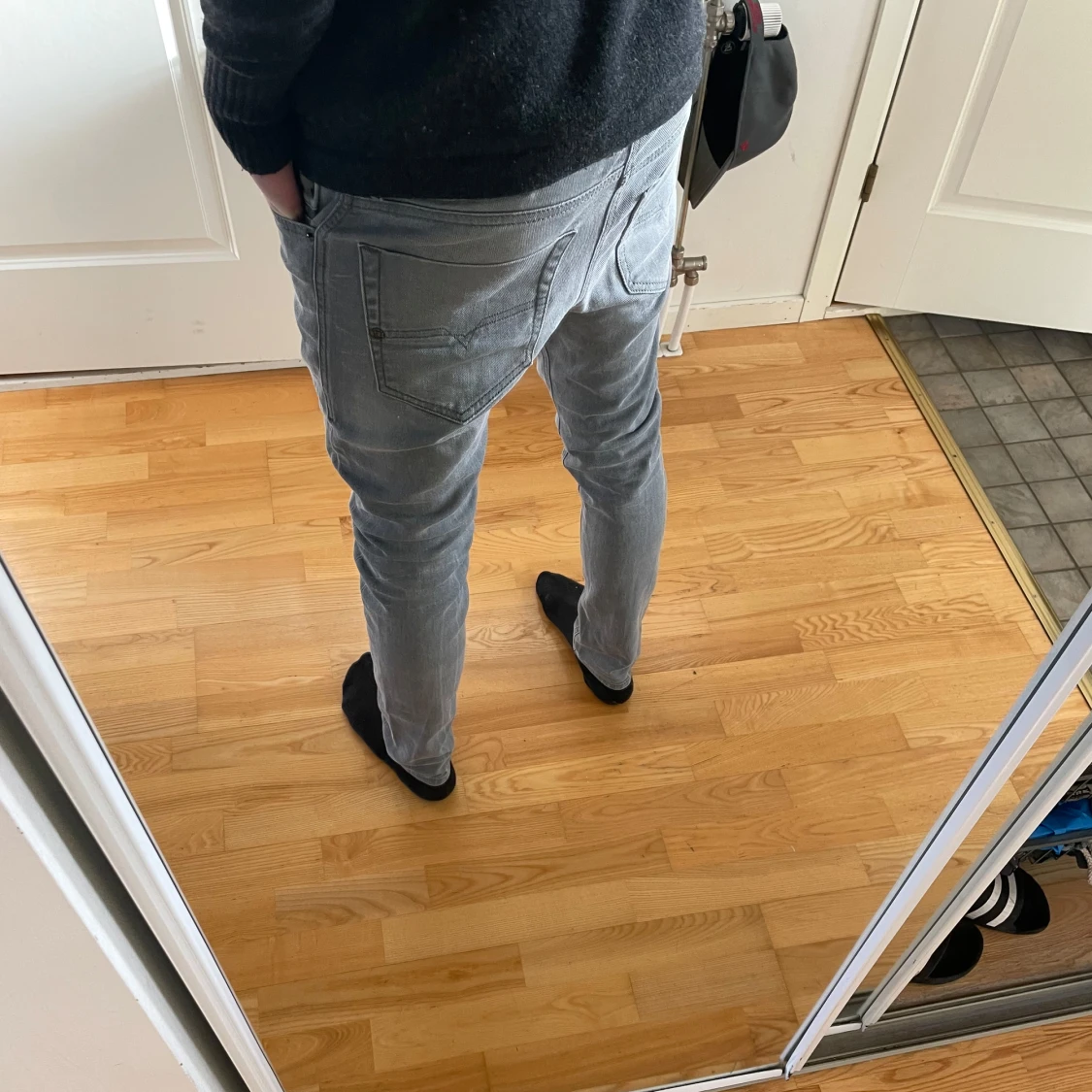 Grå diesel jeans  - 1