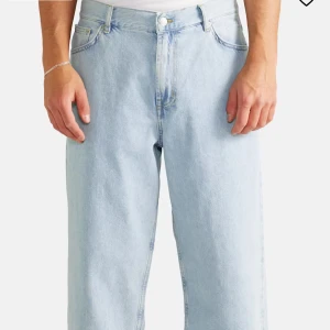 Jeans baggy - Junkyards egna märke, använder aldrig längre. Köpta för 700kr säljer billigt eftersom de inte används