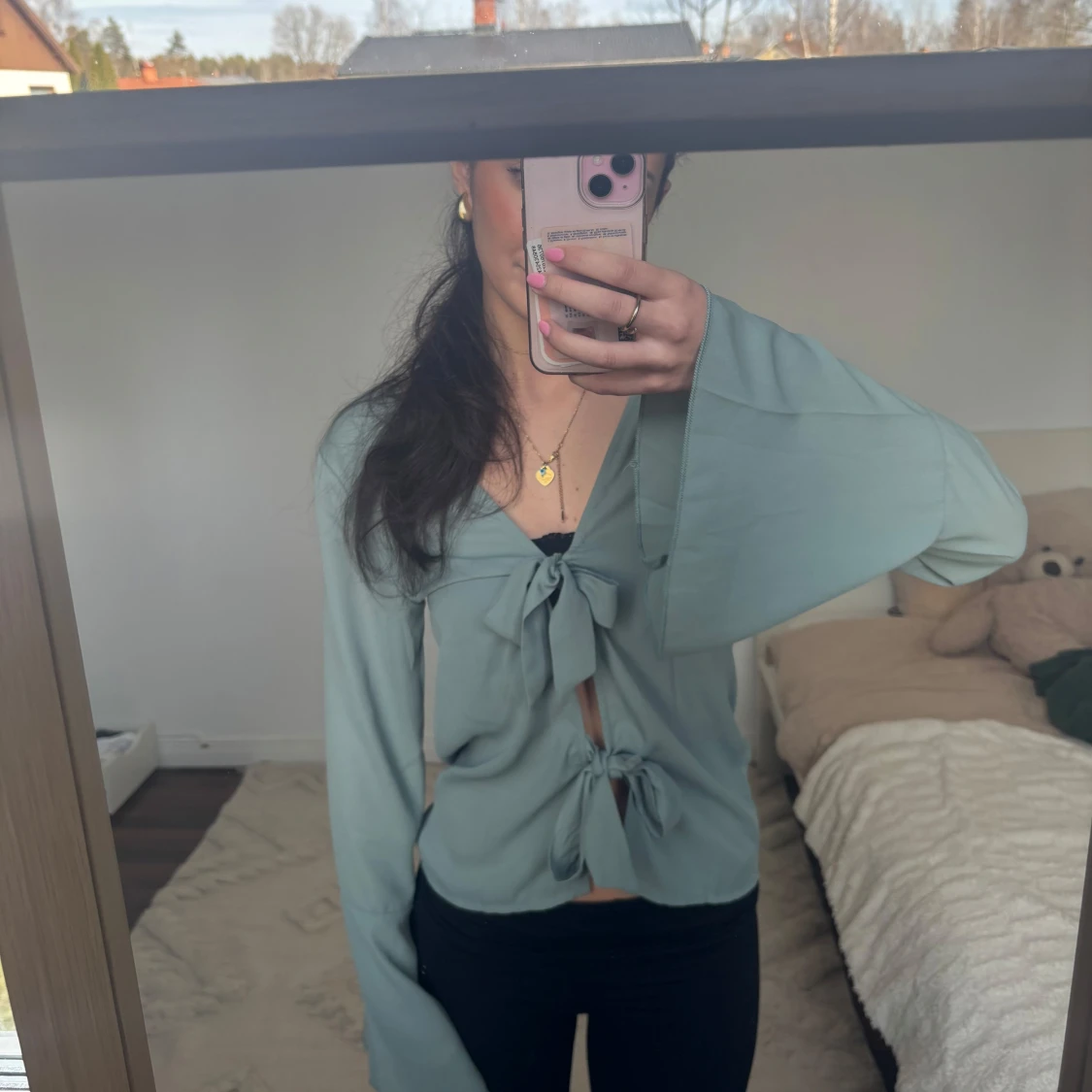 Grön blus med knyt - 1