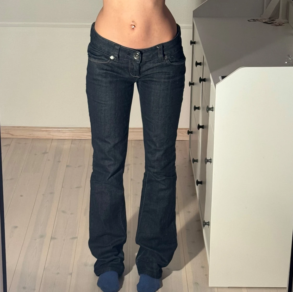 Low bootcut Guess jeans 