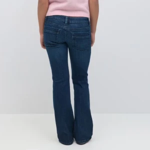 scandi low waist bootcut - supersnygga low bootcut jeans ifrån gina 💗 prislapp kvar, slutsålda på hemsidan💗