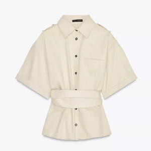 Beige skjorta - Supersnygg oanvänd skjorta från Zara i strl S!💖