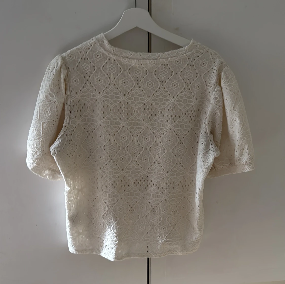 Vit spetsblus från Object, XL - 1