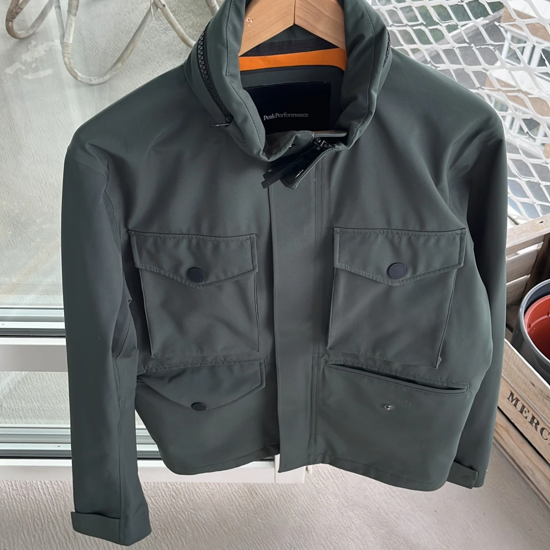 Grön vindjacka Peak Performance M