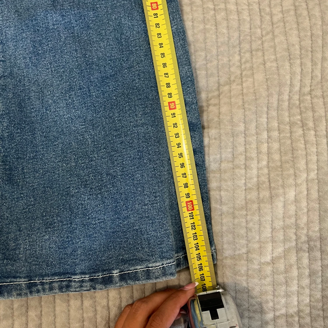 Blå bootcut jeans  - 4