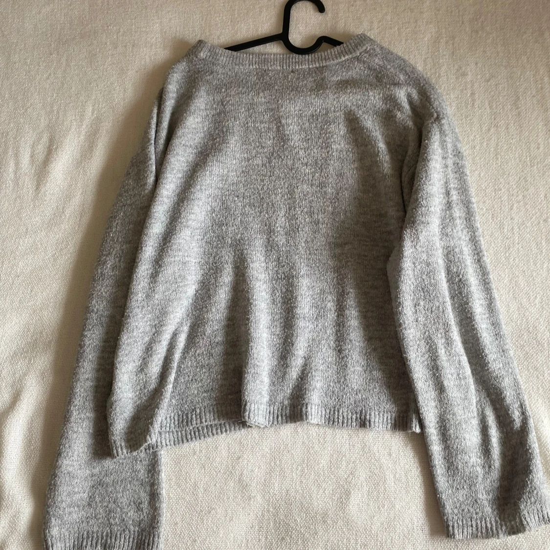 Grå stickad tröja från 157 - 1