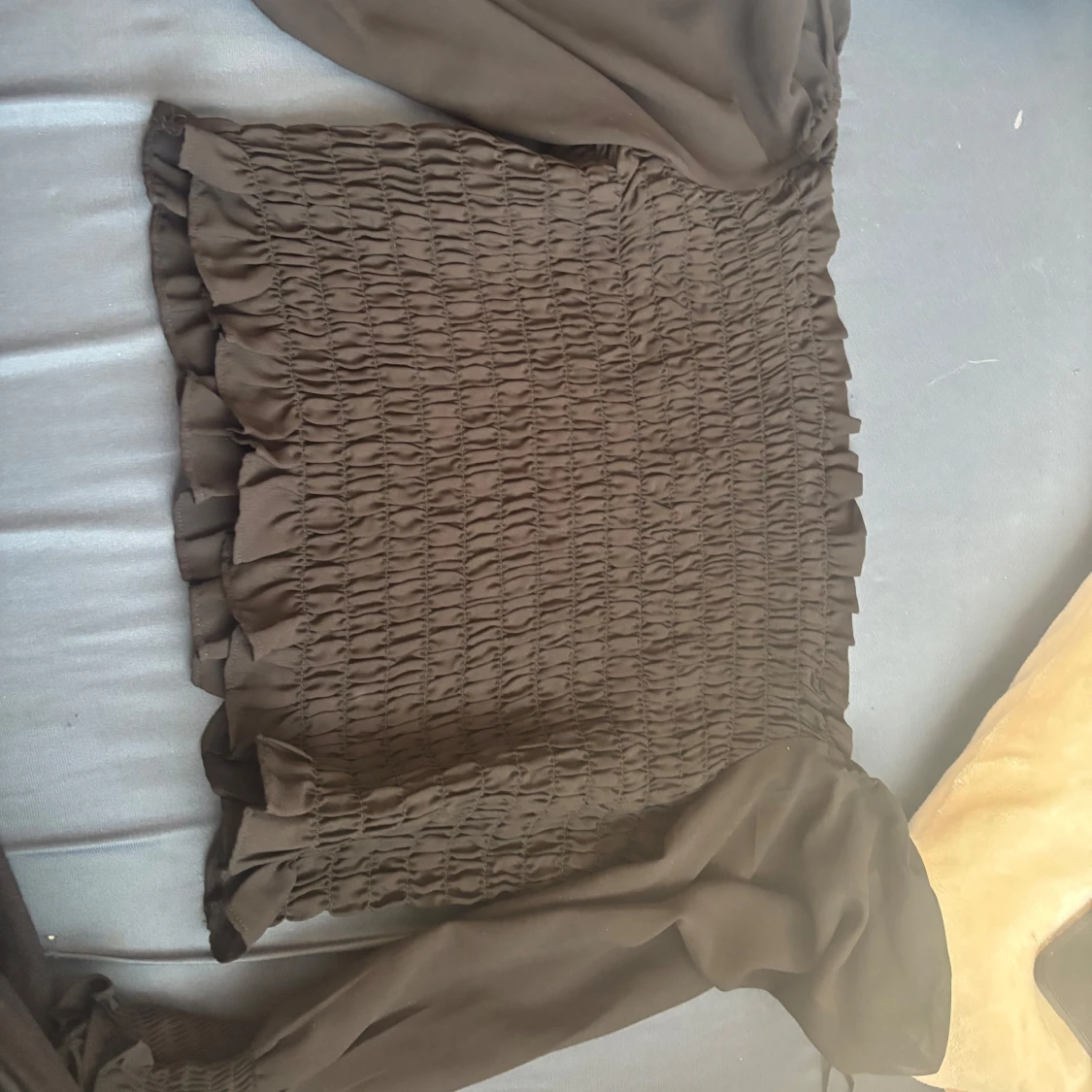 Svart offshoulder blus  - 1