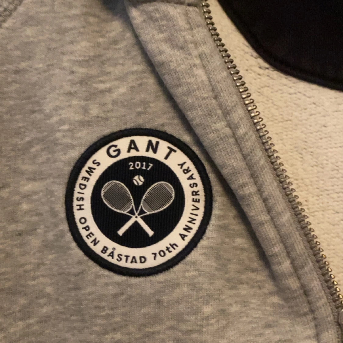 Grå hoodie GANT x Båstad S - 3