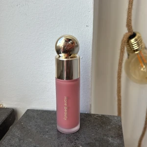 Rare beauty cream blush - En oanvänd cream blush från rare beauty i färgen hope.💖
