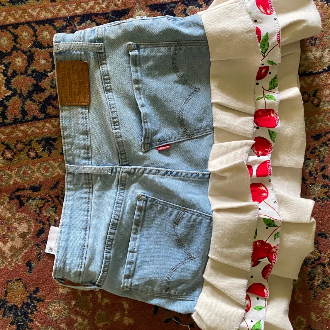 Cherry mini skirt Levis🍒 - 2