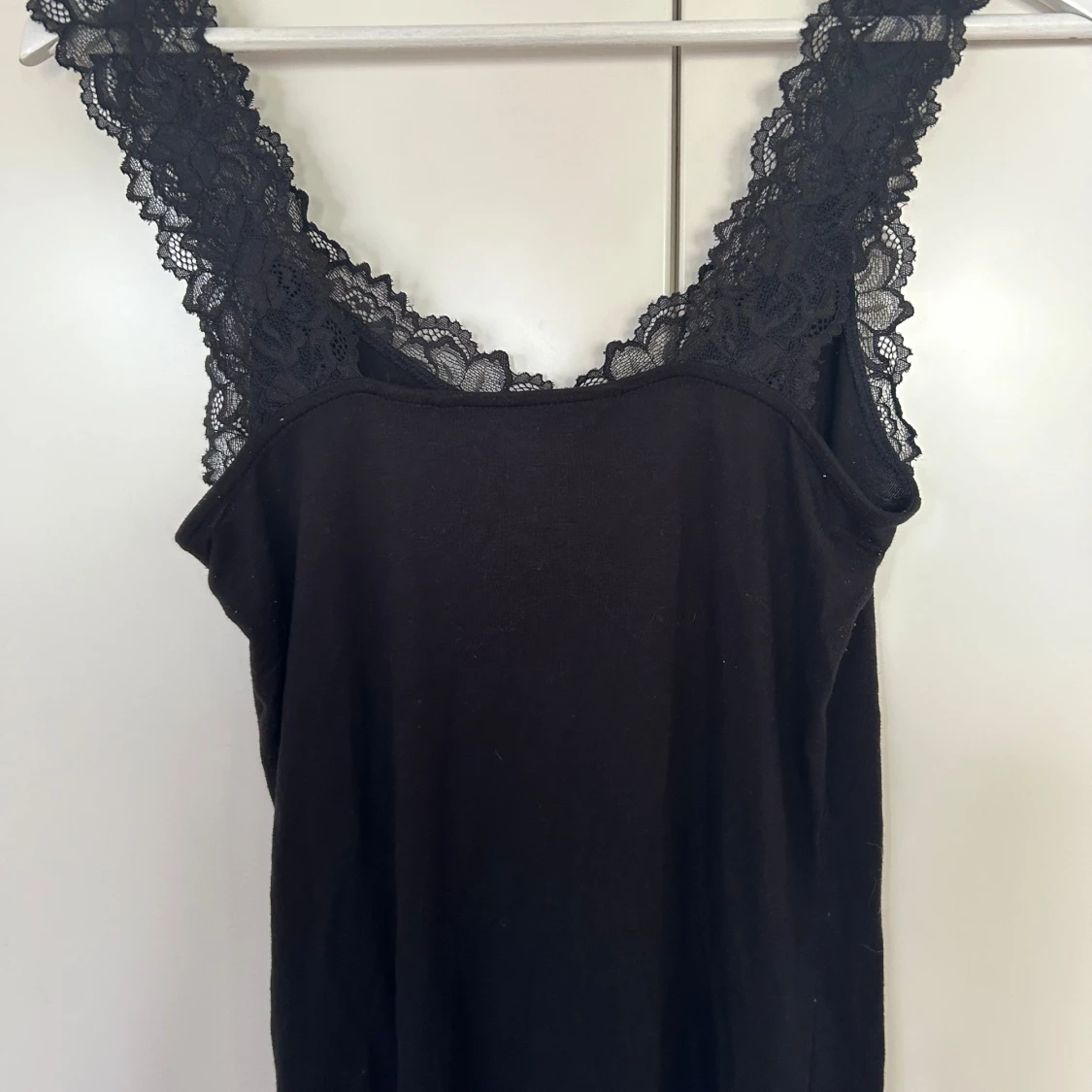 Spets linne, Vera Moda - 1