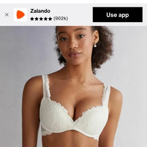 Intimissimi bh - Nästan helt ny intimissimi bh, nypris: 600, säljer för 399💗 