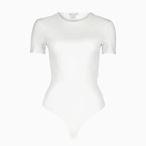 Vit body  - superfin vit body!! Säljer då den inte kommit till användning😇 