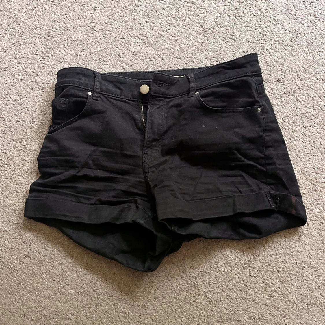 Svarta jeansshorts