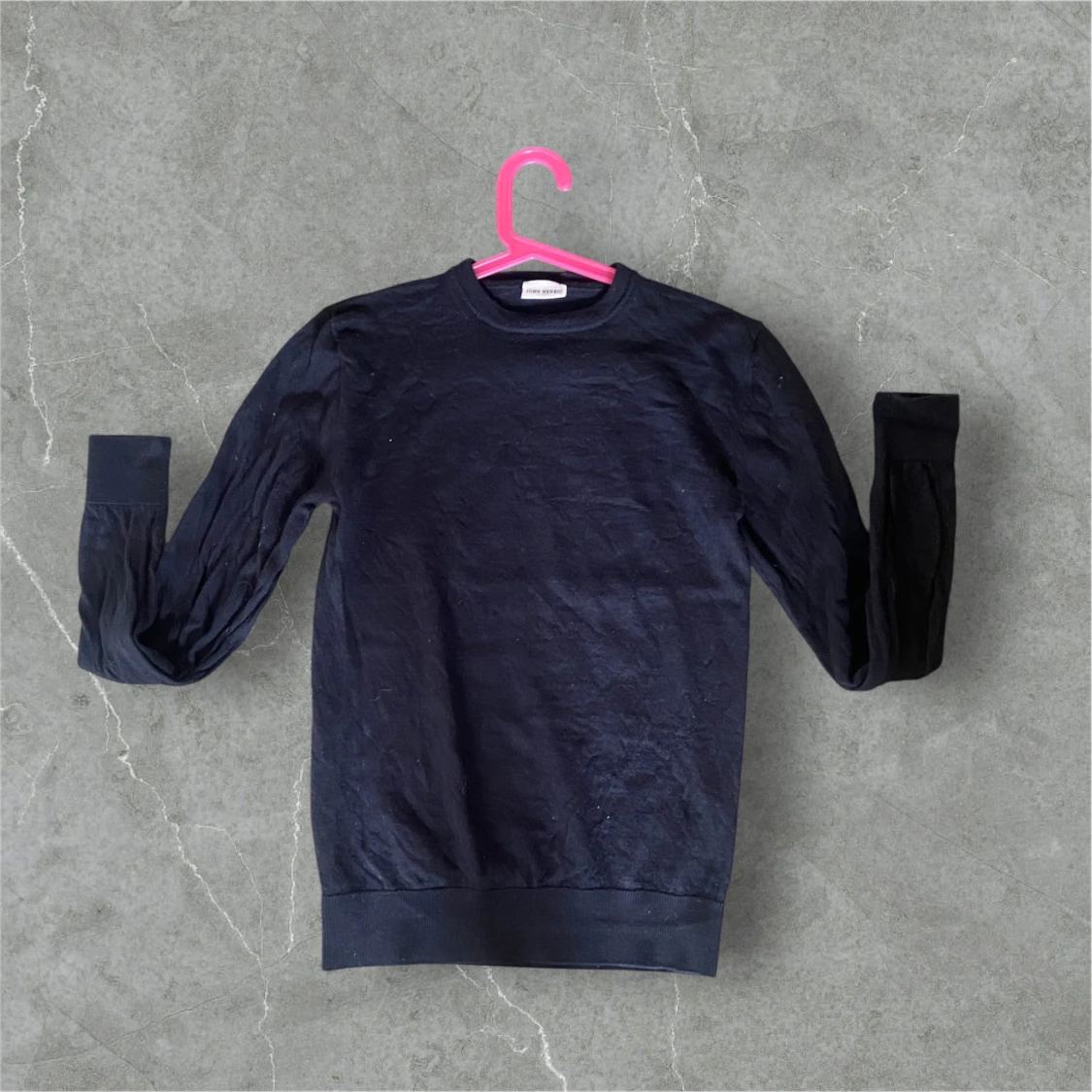 Svart merinoull tröja John Henric