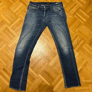 Replay Jeans - Replay Jeans Grover 31/32 Nypris 1700kr