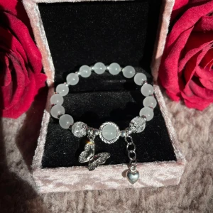 Handgjord armband - ✧༺♥༻✧