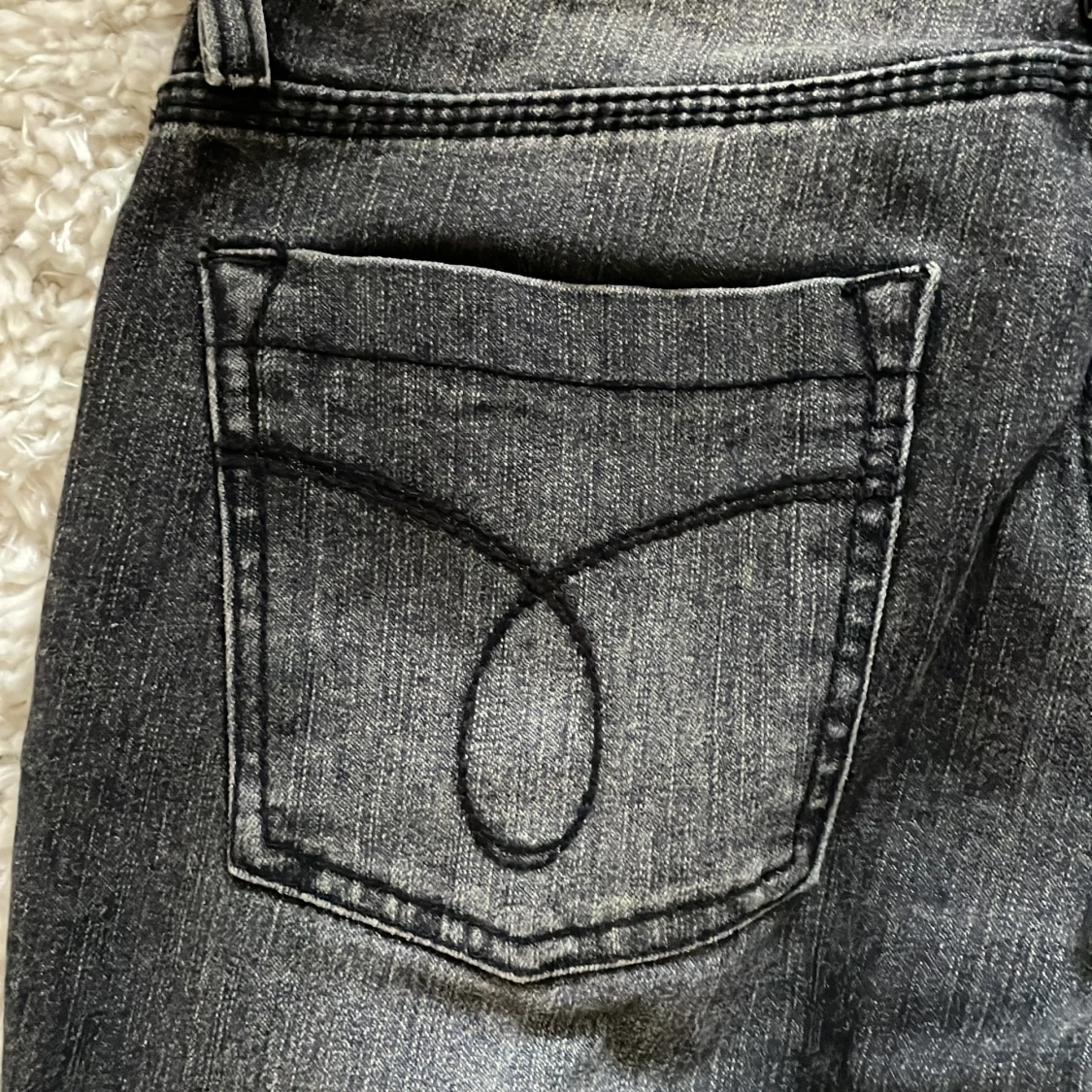 Svarta bootcut jeans från Calvin Klein - 2