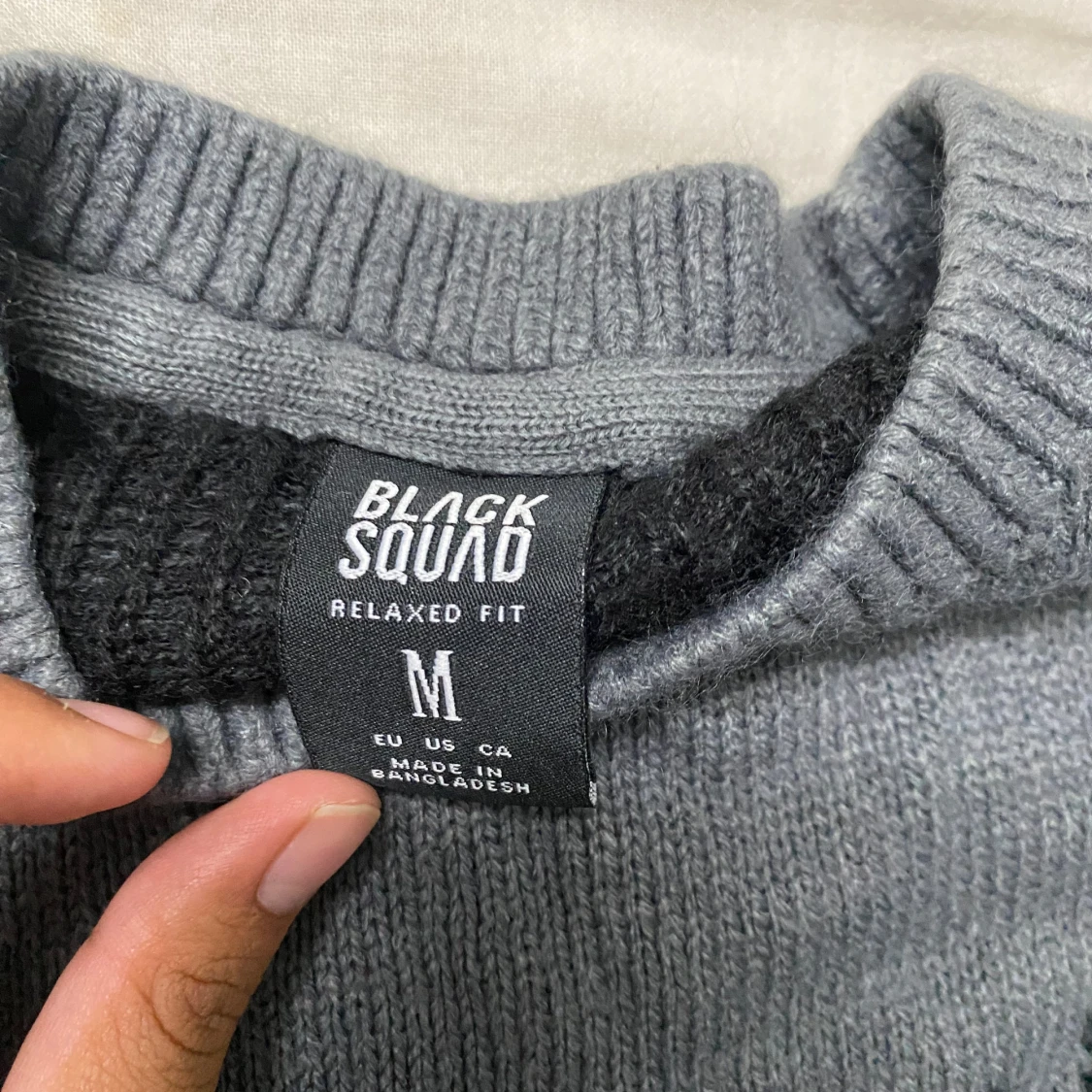 Grå stickad tröja Black Squad M - 1