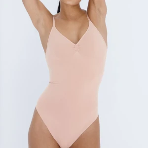 Body - Body nytt skick köparen står för frakten 