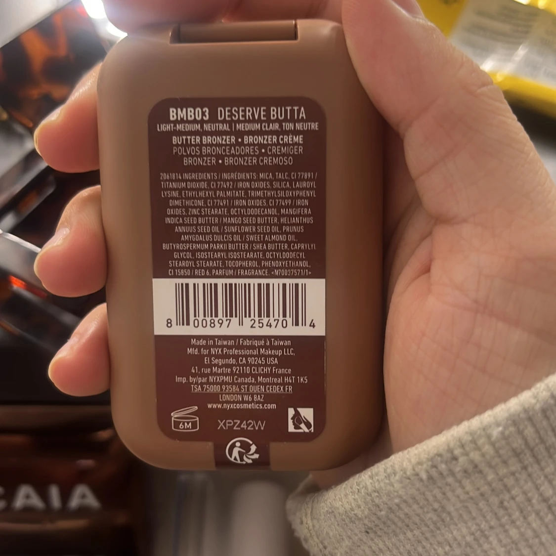 NYX Buttermelt Bronzer Deserve Butta - 1