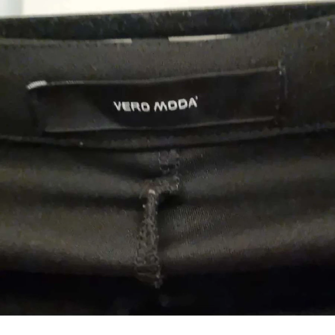 Svarta bootcut byxor från Vero Moda XS - 2