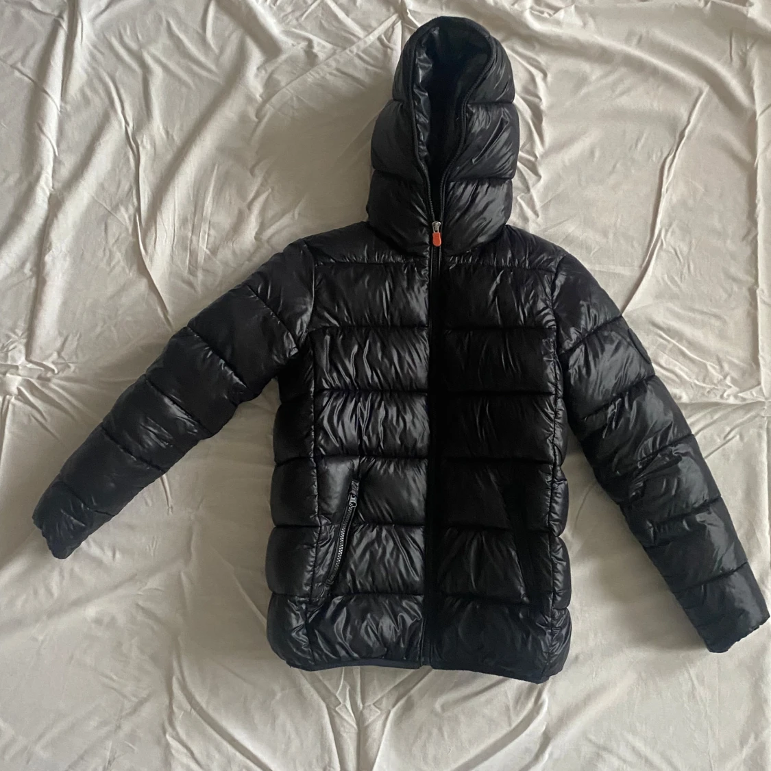 Svart pufferjacka från Save The Duck - 1