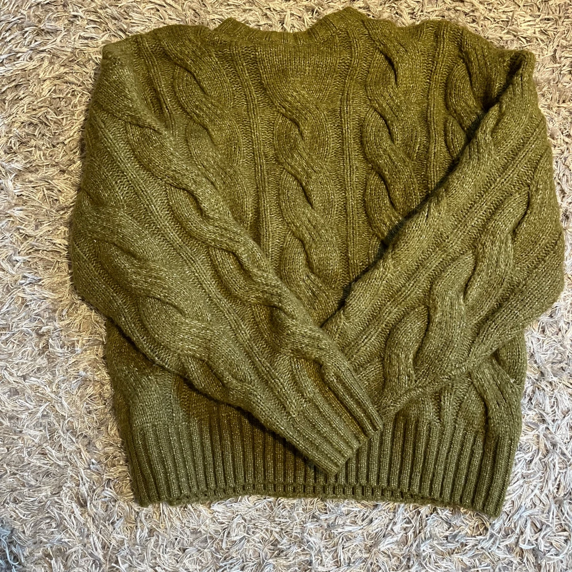 Grön stickad tröja