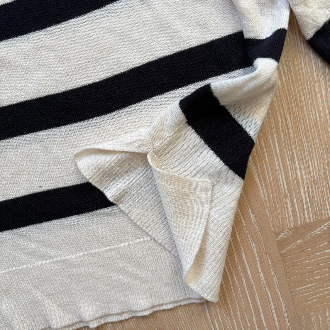 Randig stickad tröja - 3