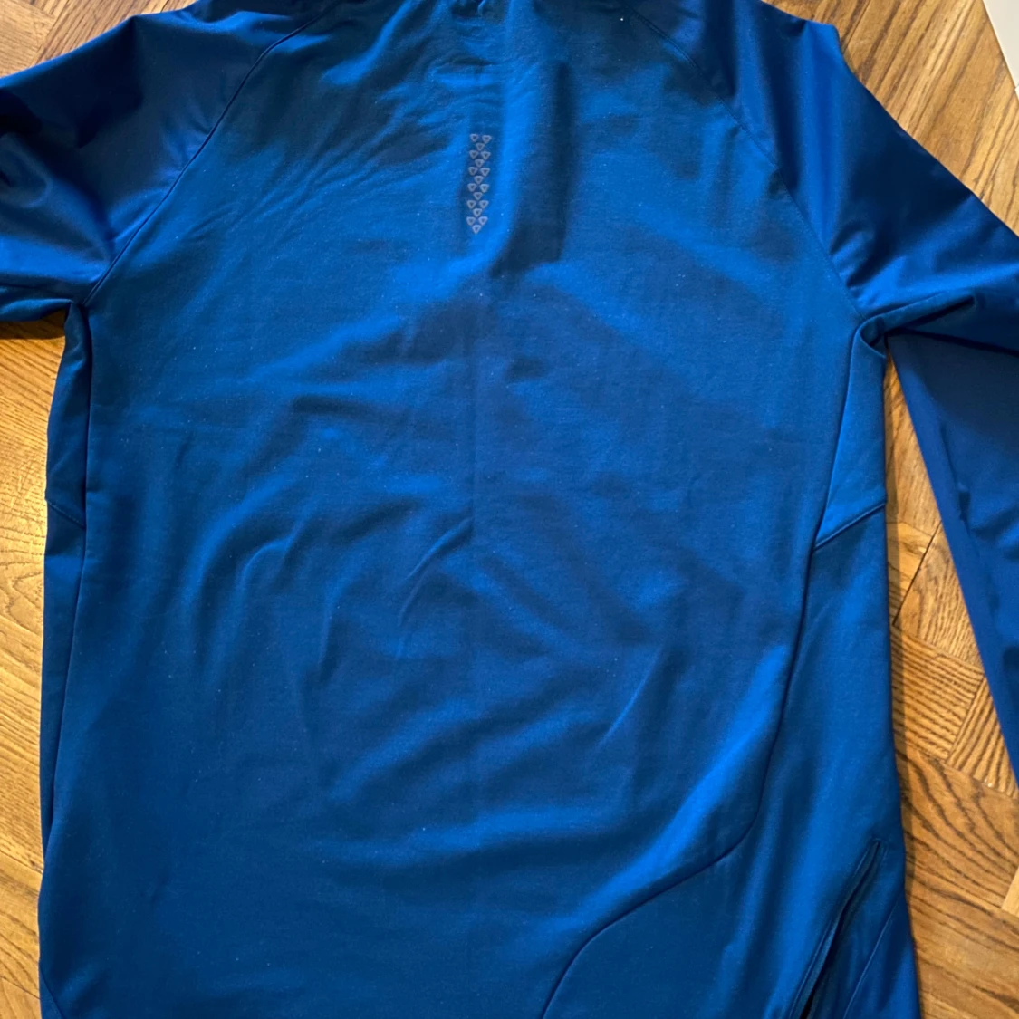 Blå träningshoodie från Asics M - 3