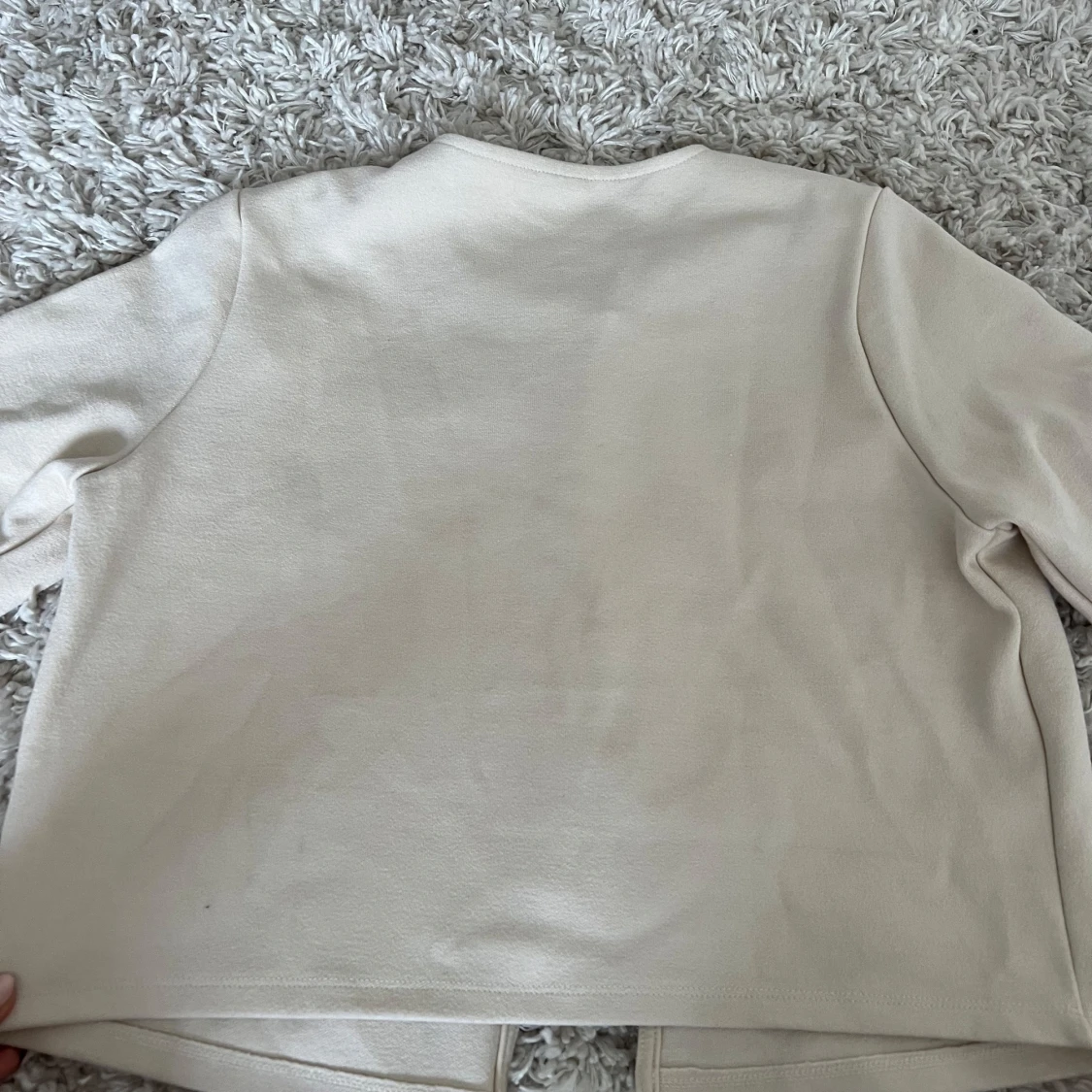 Beige cardigan bolero kofta från Gina Tricot - 4