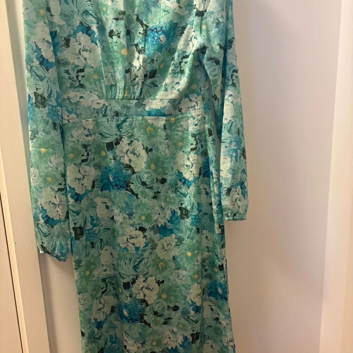 Blommig långklänning från Adoore - 3