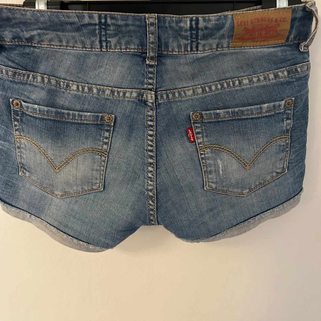 Levi's ljusblå jeansshorts - 3