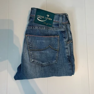 Jacob Cohen jeans  - Jacob Cohen jesns | storlek W29 | skick 10/10 | fraktar via PostNord eller Instabox på köparens bekostnad | hör av dig vid funderingar 