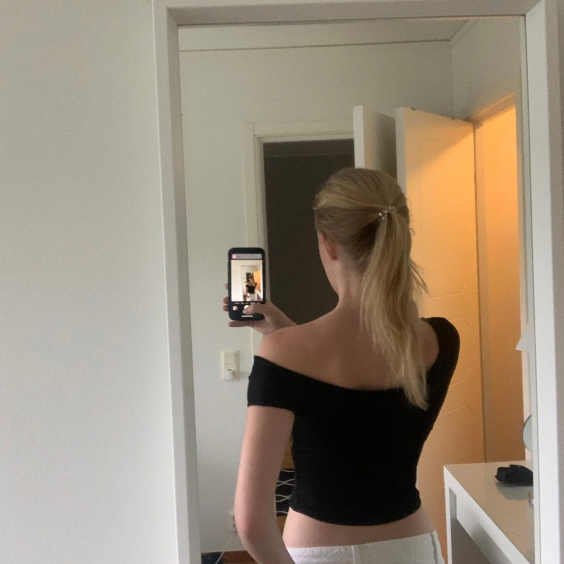 Svart Edikted topp - 1