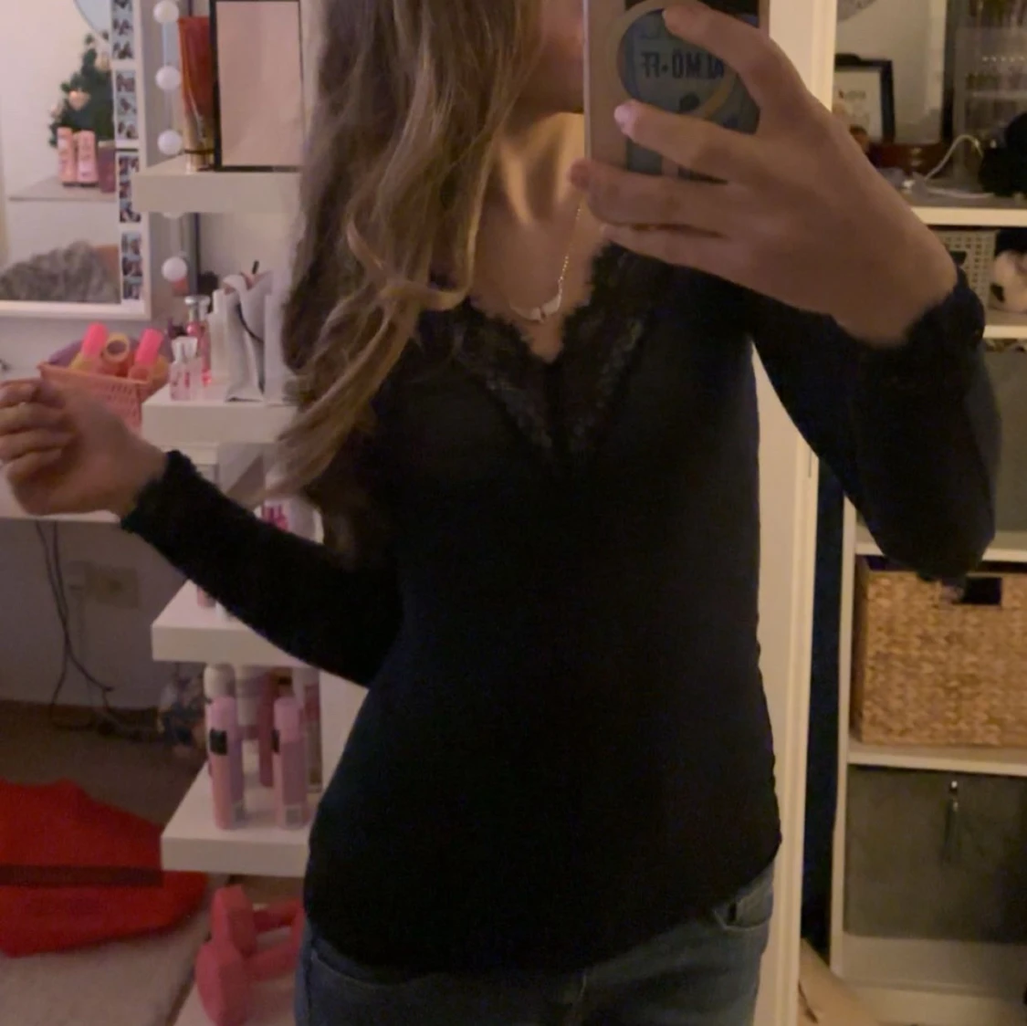 Marinblå intimissimi tröja med spets 