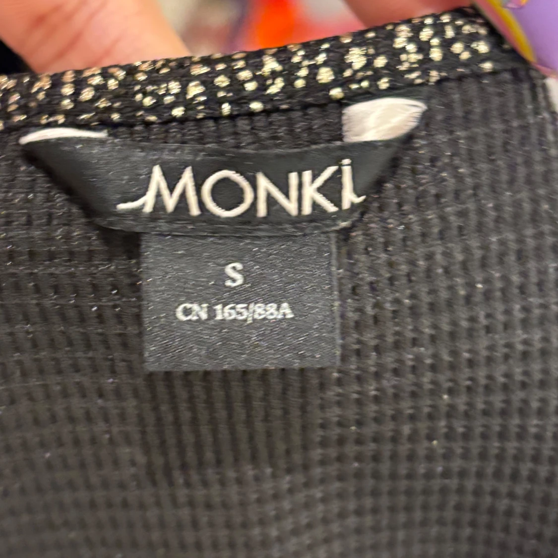 Glittrig Monki topp - 1