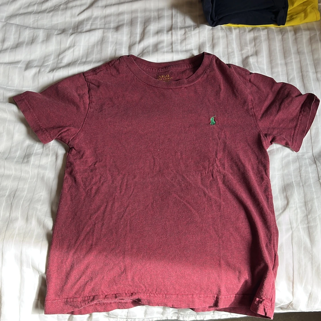 Vinröd t-shirt från Polo Ralph Lauren