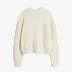 Tjocktröja - En jättemysig tjocktröja i fluffigt varmt material ifrån Kappahl/Zalando, endast testad🤍 Nypris: 500kr