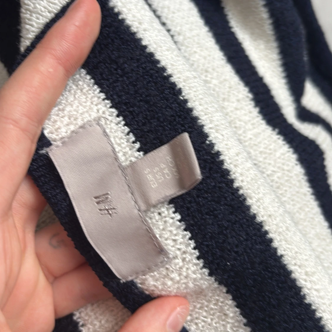 Randig stickad mössa - 1