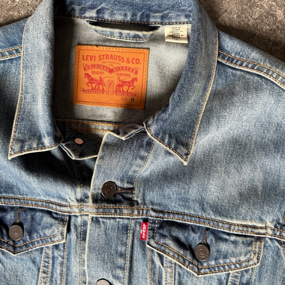 Blå jeansjacka från Levi's - 1