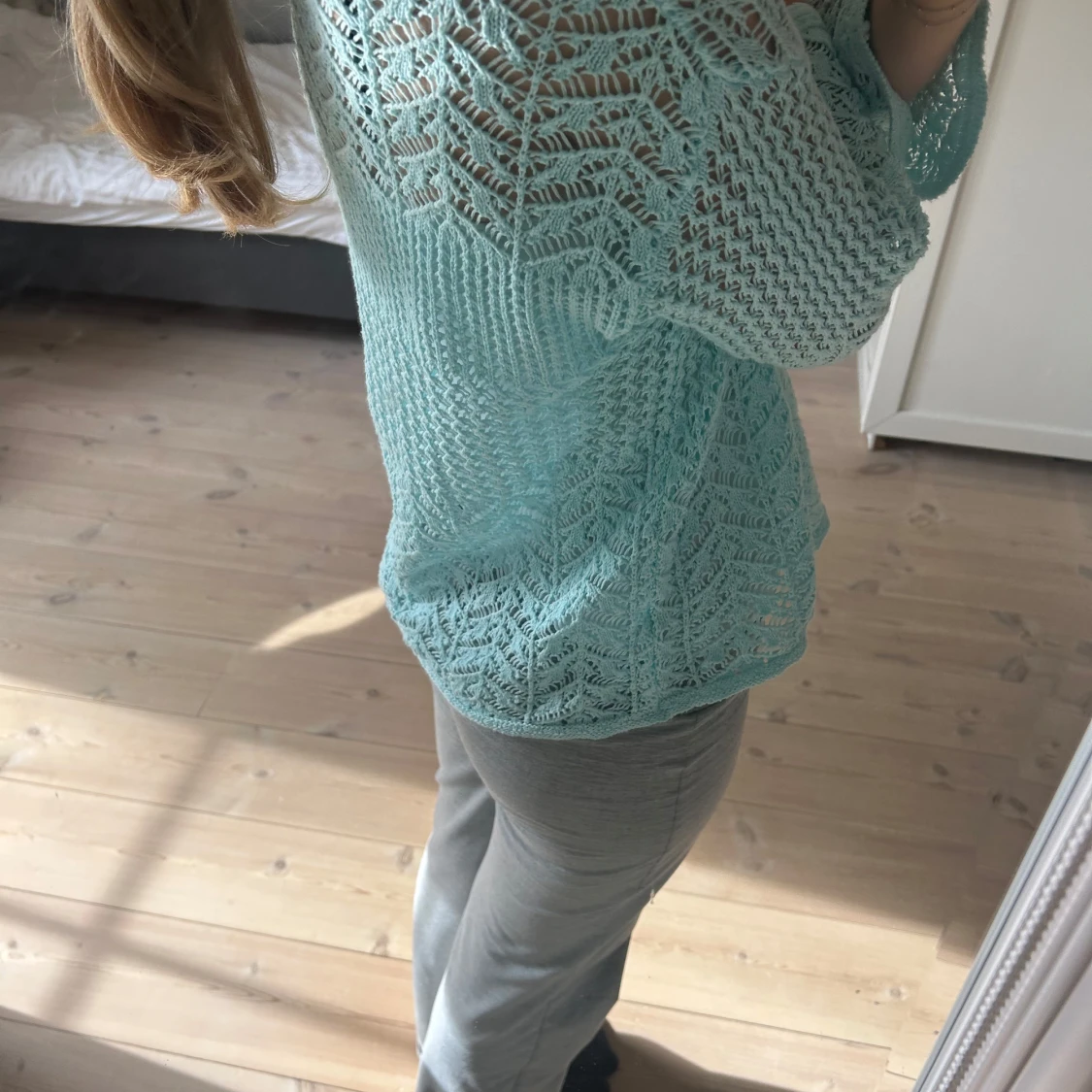 Turkos stickad/virkad tröja - 2