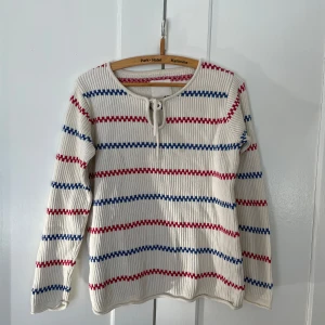 Pippi tröja - Stickad Pippi tröja från Lager157 i strl M. Jättefint skick!