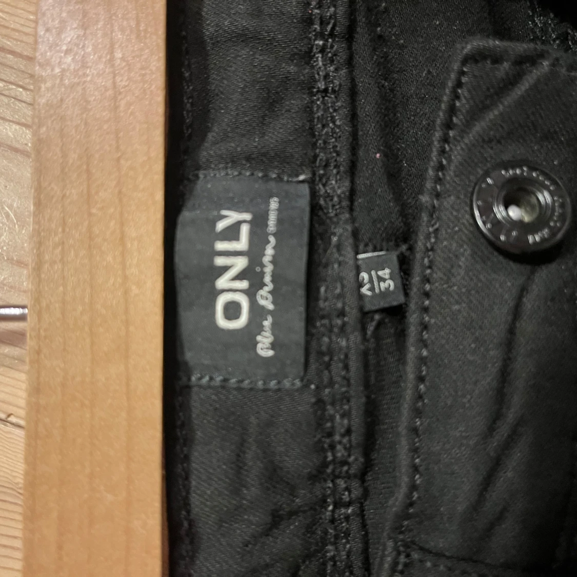 Svarta jeansbyxor från ONLY - 2