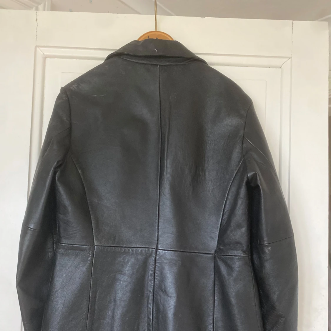 Svart läderjacka ifrån Tatch - 4